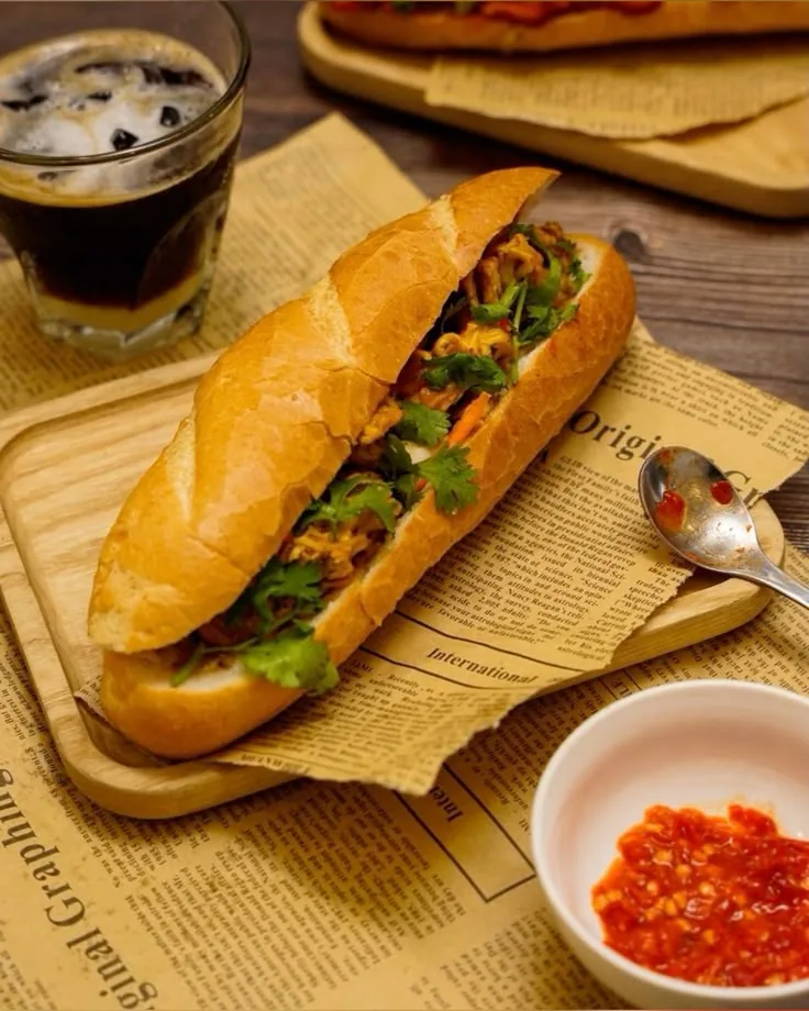 Bánh Mì 25 Hàng Cá — meilleur bánh mì de Hanoï